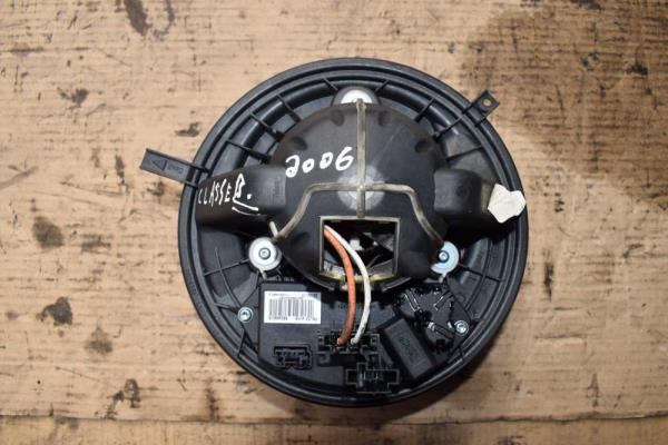 VENTILATEUR DE CHAUFFAGE MERCEDES CLASSE A W169 2004-2012 / CLASSE B W245 2005-2011 - Vue 1